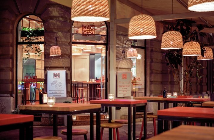 Let's explore the famous Asian restaurant Budapest (Cre: Internet)